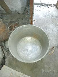 Paioli antichi / pentole caldaia in alluminio