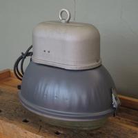 LAMPADA INDUSTRIALE RESTAURATA FABBRICA MAGAZZINO