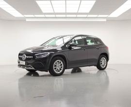 MERCEDES BENZ GLA 200 D AUTOMATIC BUSI