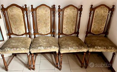 4 sedie in legno a 40 in tutto