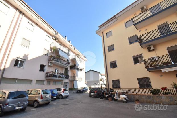 5 LOCALI A AGROPOLI