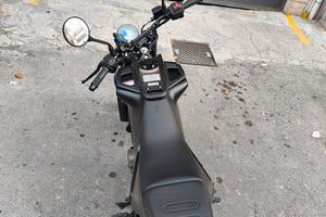 Husqvarna Svartpilen 401