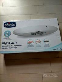 bilancia digitale per neonati 