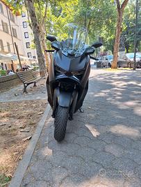 Yamaha XMax 300 tech max plus