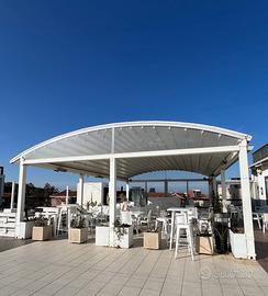 Pergola motorizzata e illuminata