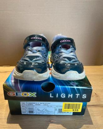 Scarpe Geox lights per bambina – numero 25