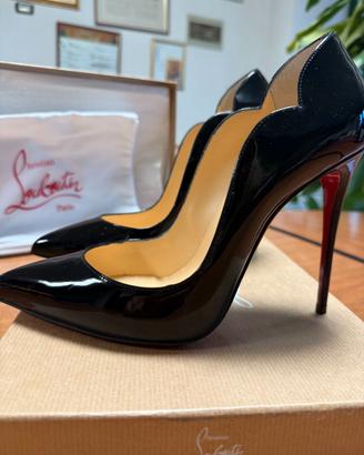 louboutin hot chik