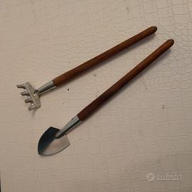 mini-rastrello e una mini-pala