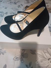 Scarpe eleganti 