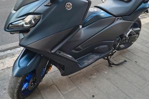 Yamaha Tmax 560 km 12.000 2024 sinistri zero