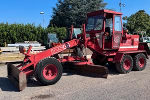 AUTOLIVELLATORE / GRADER O&K G8 (Targato)