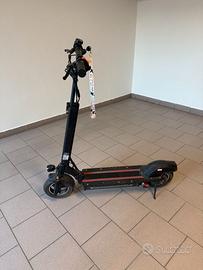 Monopattino elettrico Vinco Allroad 500