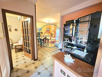 Appartamento di 155 m² con 5 locali a Massa e Cozz