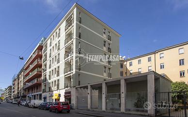 Appartamento a Milano Via Luigi Canonica 1 locali