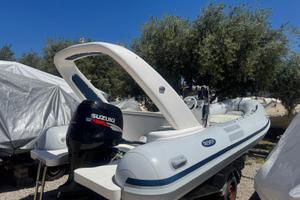 Gommone predator 5.90