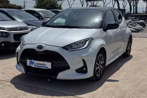 TOYOTA Yaris Hybrid Style 1.5cc 92cv AUT. CRUISE