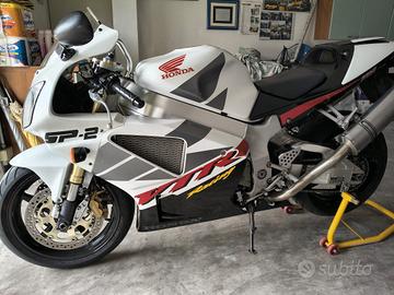 moto Honda VTR 1000 sp2