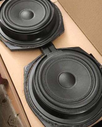 BMW Subwoofer sottosedile