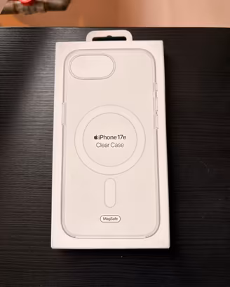 Custodia MagSafe trasparente per iPhone 17e