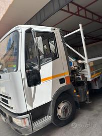 EUROCARGO Iveco camion pronto per lavoro