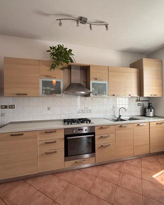 cucina in buone condizioni.