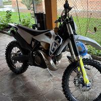 HUSQVARNA 300 TE passaggio di prop. a mio carico