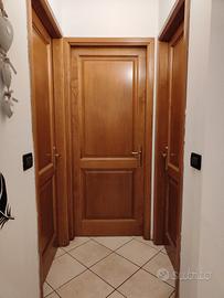 Porte da interno in LEGNO MASSELLO complete
