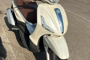 Piaggio Beverly 300 ie ( VENDUTO )