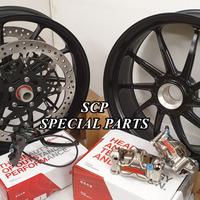 Ducati panigale cerchi superbike e freni brembo