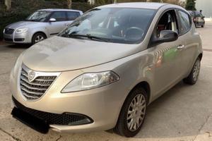 Lancia Ypsilon 1.2 69 CV Black/Red-km72000-