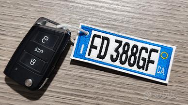 Portachiavi con numero targa personalizzato