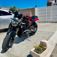 MV Agusta Brutale 989R