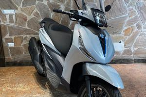 Piaggio Beverly 400 S HPE 2026