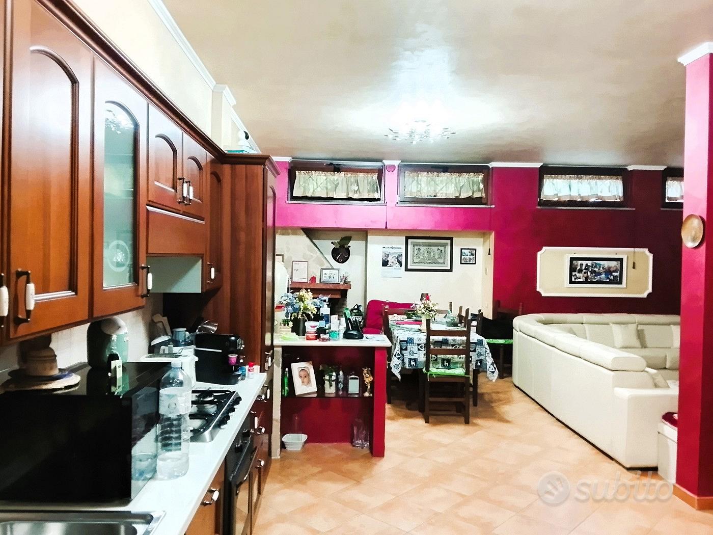 Casa – Roma, Borghesiana - Vista 2