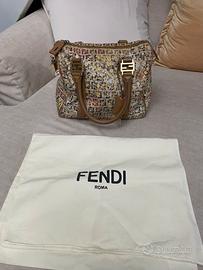 Bauletto fendi limited