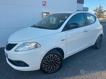 Lancia Ypsilon 1.2 69 CV 5 porte S&S Gold UNICO PR