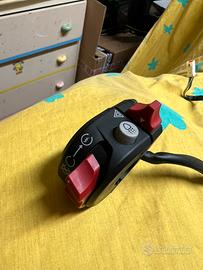 COMMUTATORE DESTRO DUCATI PANIGALE V2