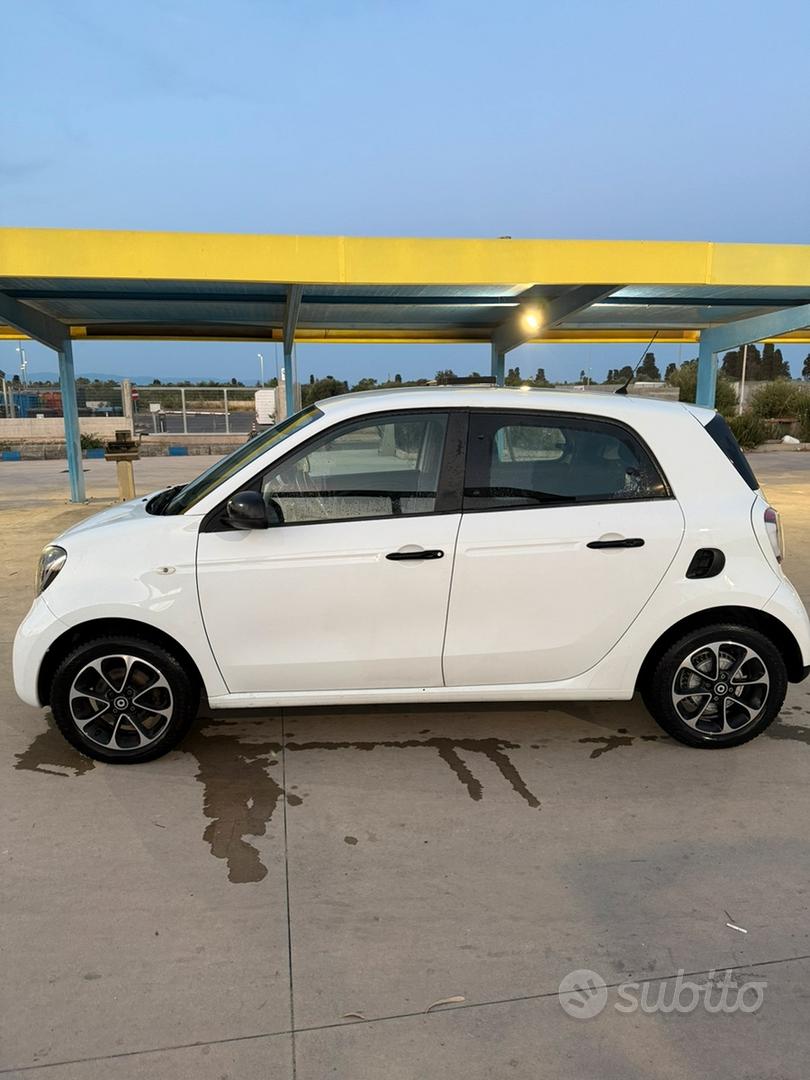 Smart Forfour 2019 photo 2