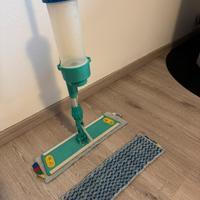 Scopa professionale con panno