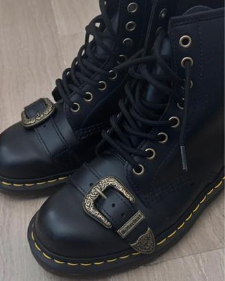 Dr. Martens 1460 Buckle originali NUOVE n.41