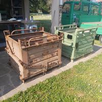 CASSE IN FERRO CON APERTURA FONDO IN DUE METÀ 