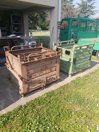 CASSE IN FERRO CON APERTURA FONDO IN DUE METÀ 