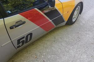 Porsche 944