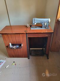 macchina da cucirr Necchi