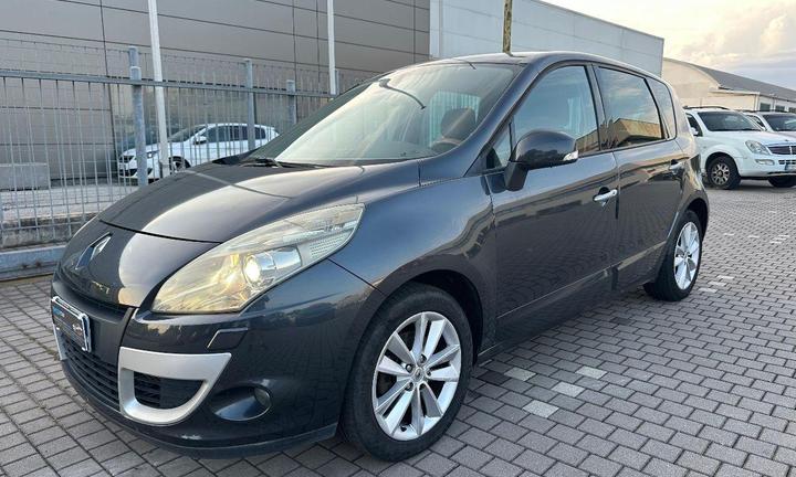 RENAULT - Scénic - 1.5 dCi 110CV EDC Luxe