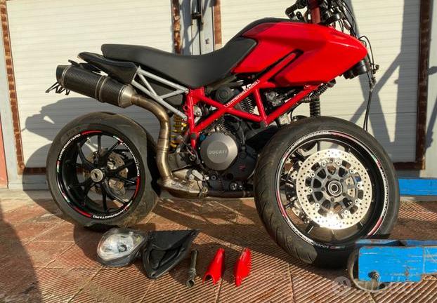 Ducati Hypermotard 796 ricambi Hypermotard 796