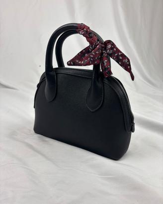 borsetta con foulard e tracolla