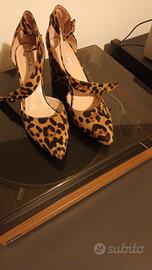 Scarpe con tacco
