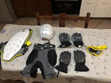 Attrezzatura snowboard/sci
