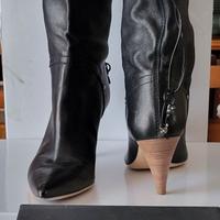 Stivaletto in pelle con cristalli